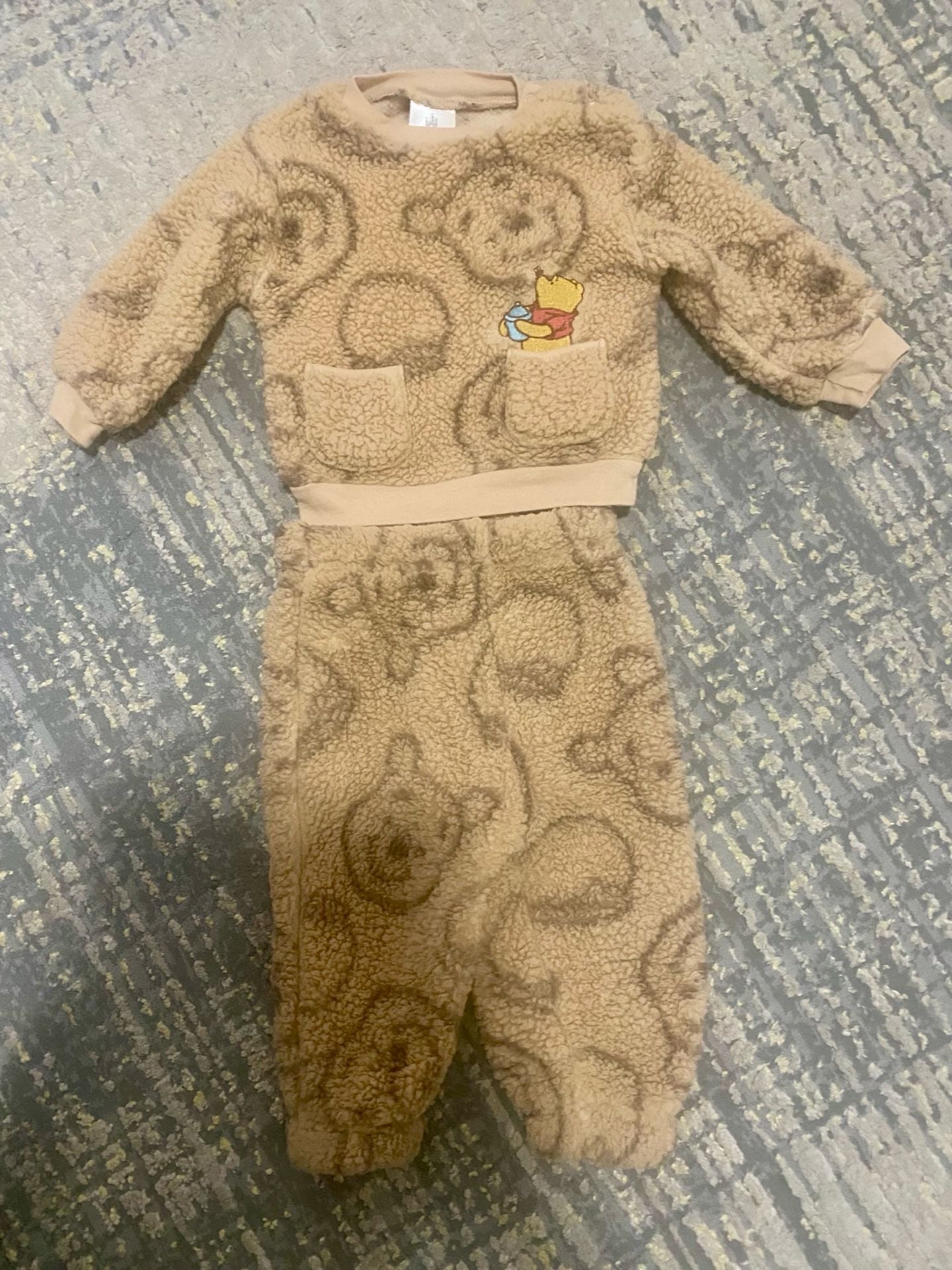 Disney Baby Winnie the Pooh Faux Shearling Fleece Top and Bottom Set 2
