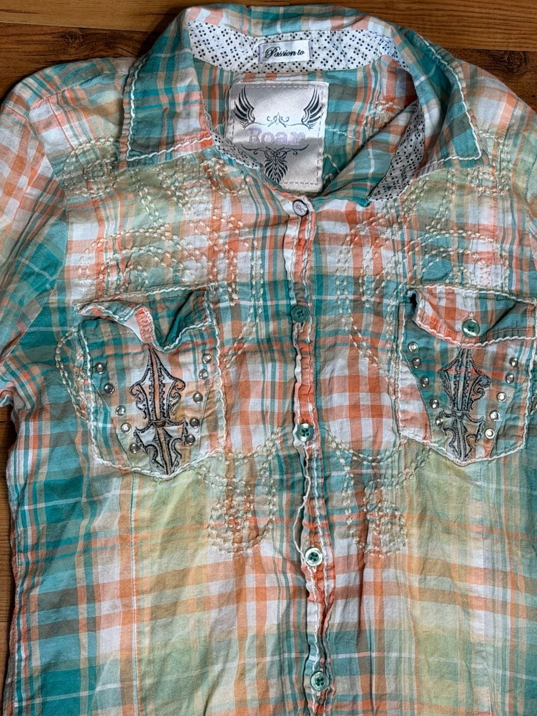 Roar Embroidered Shirt L (12-14) 3