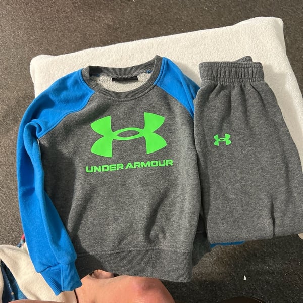 Under Armour Youth Boys Grey and Blue 2-Piece Fleece Sweatshirt and Joggers Set