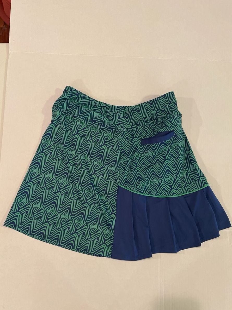 Birdies and Bows Women's Blue and Green Pleated Golf/Tennis Skort Sz MED. 6
