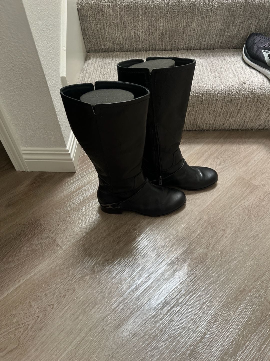UGG 3