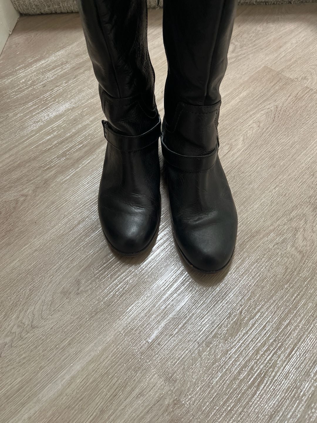 UGG 11
