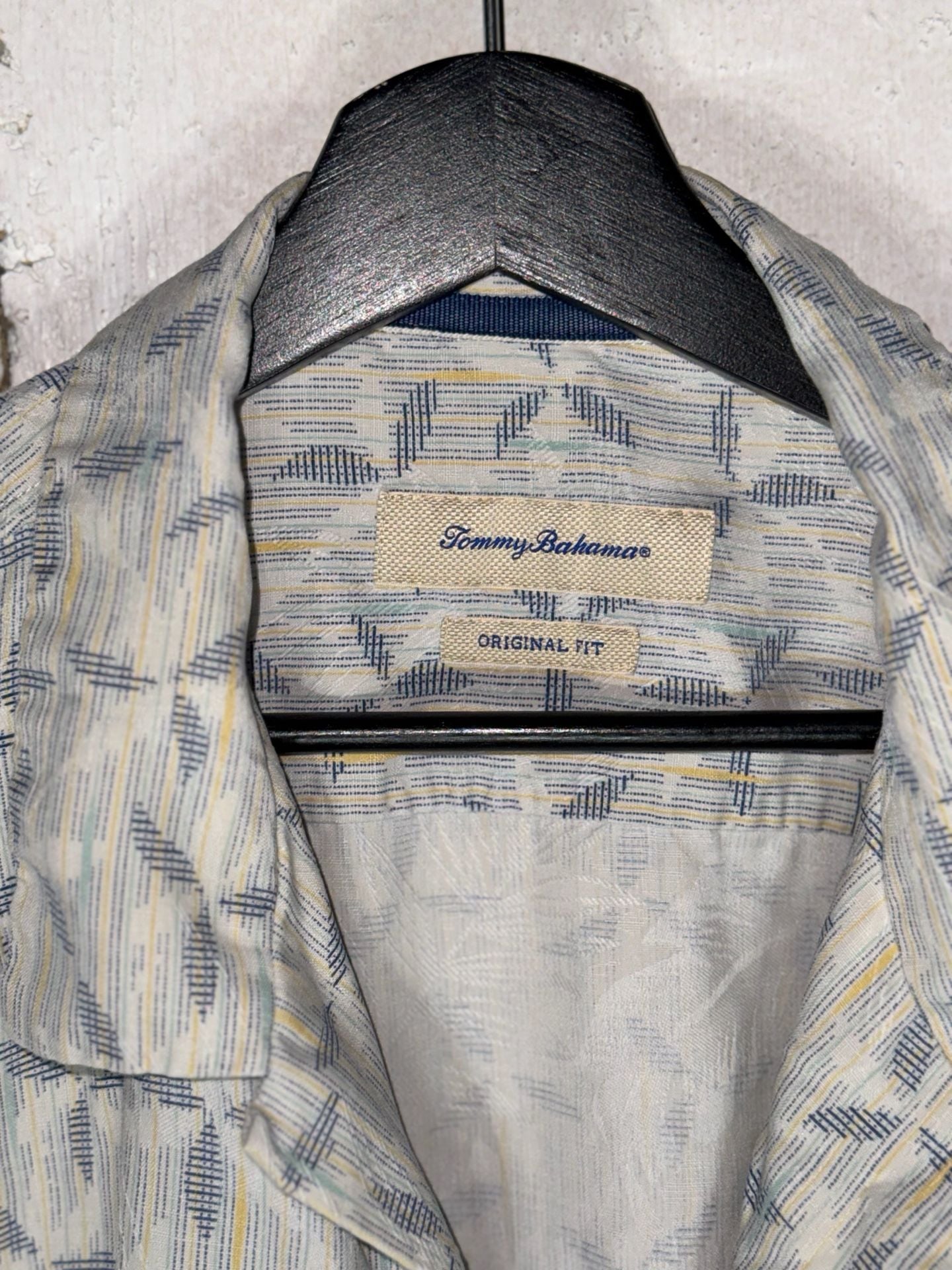 Tommy Bahama Silk Blend Geometric Print Short Sleeve Shirt XL Original Fit 4