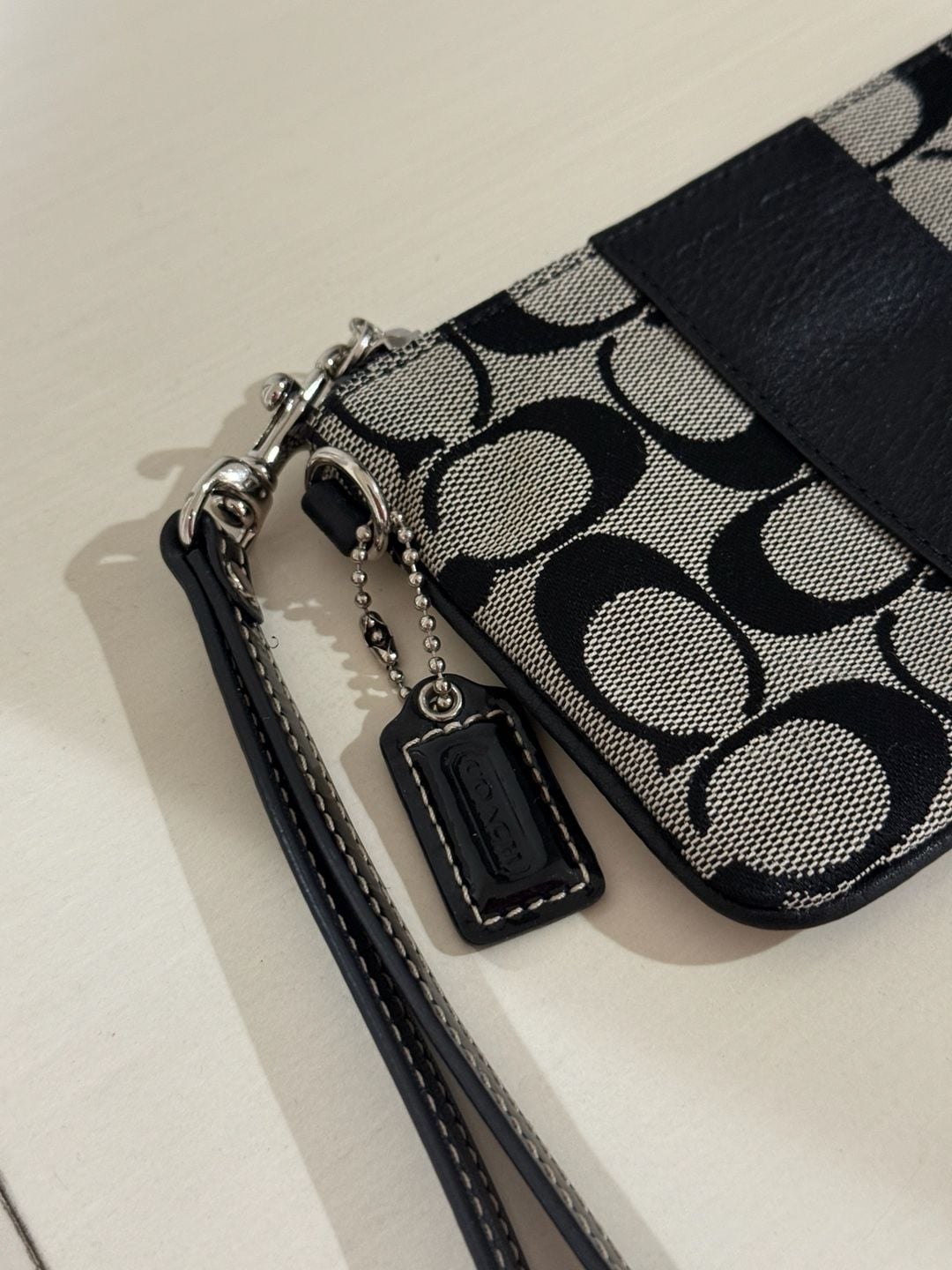 Coach Signature Canvas Wristlet 3