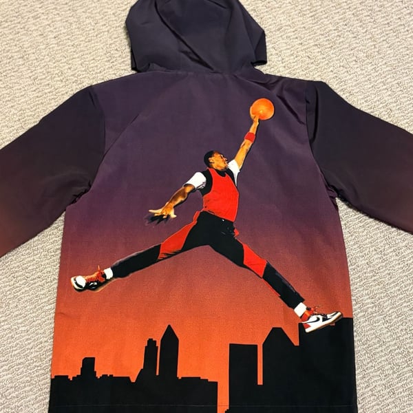 Air Jordan Skyline Gore-Tex Rain Jacket size Youth Large. Excellent condition.