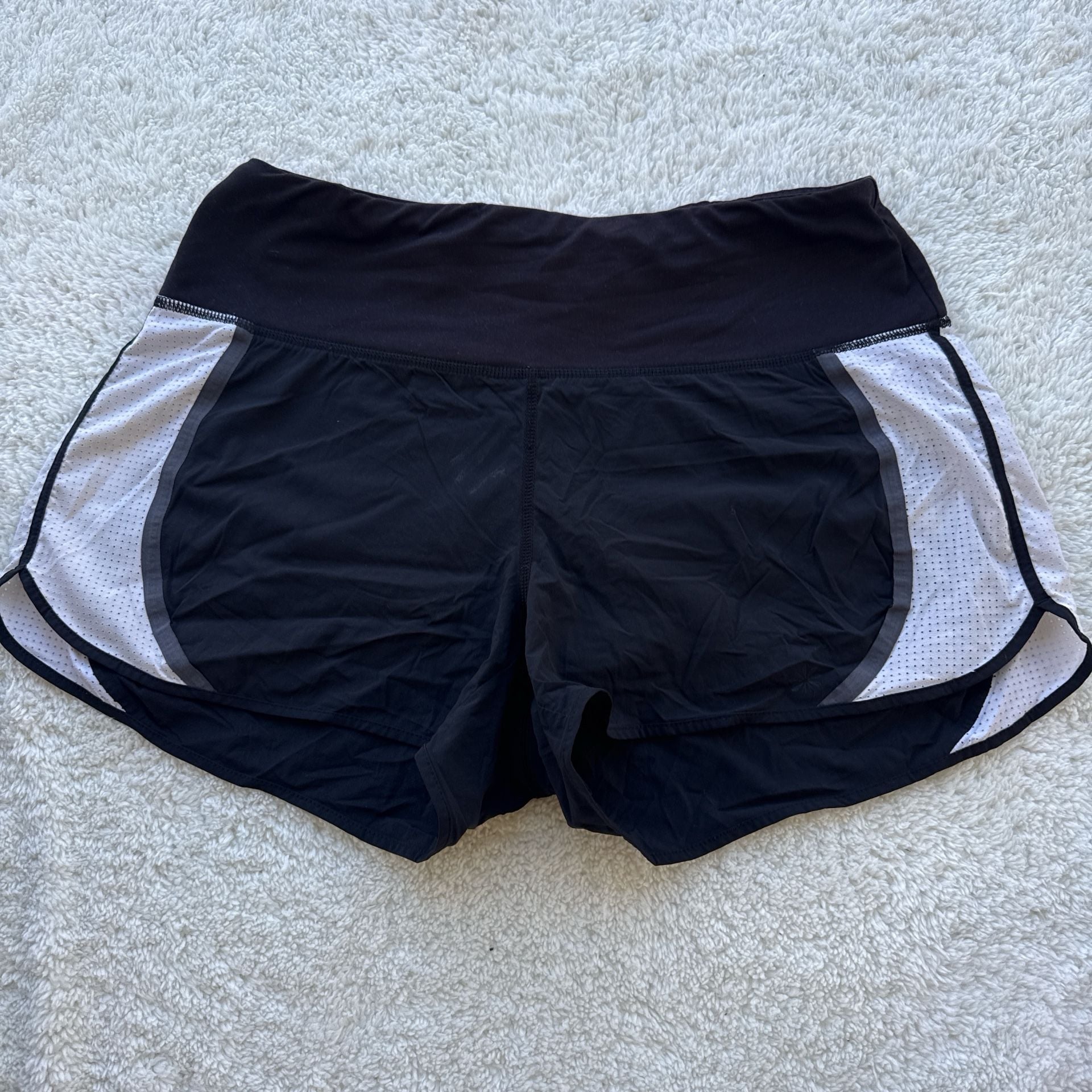 Athleta Acceleration Running Shorts Black White Mesh Side Panels Size Medium 2
