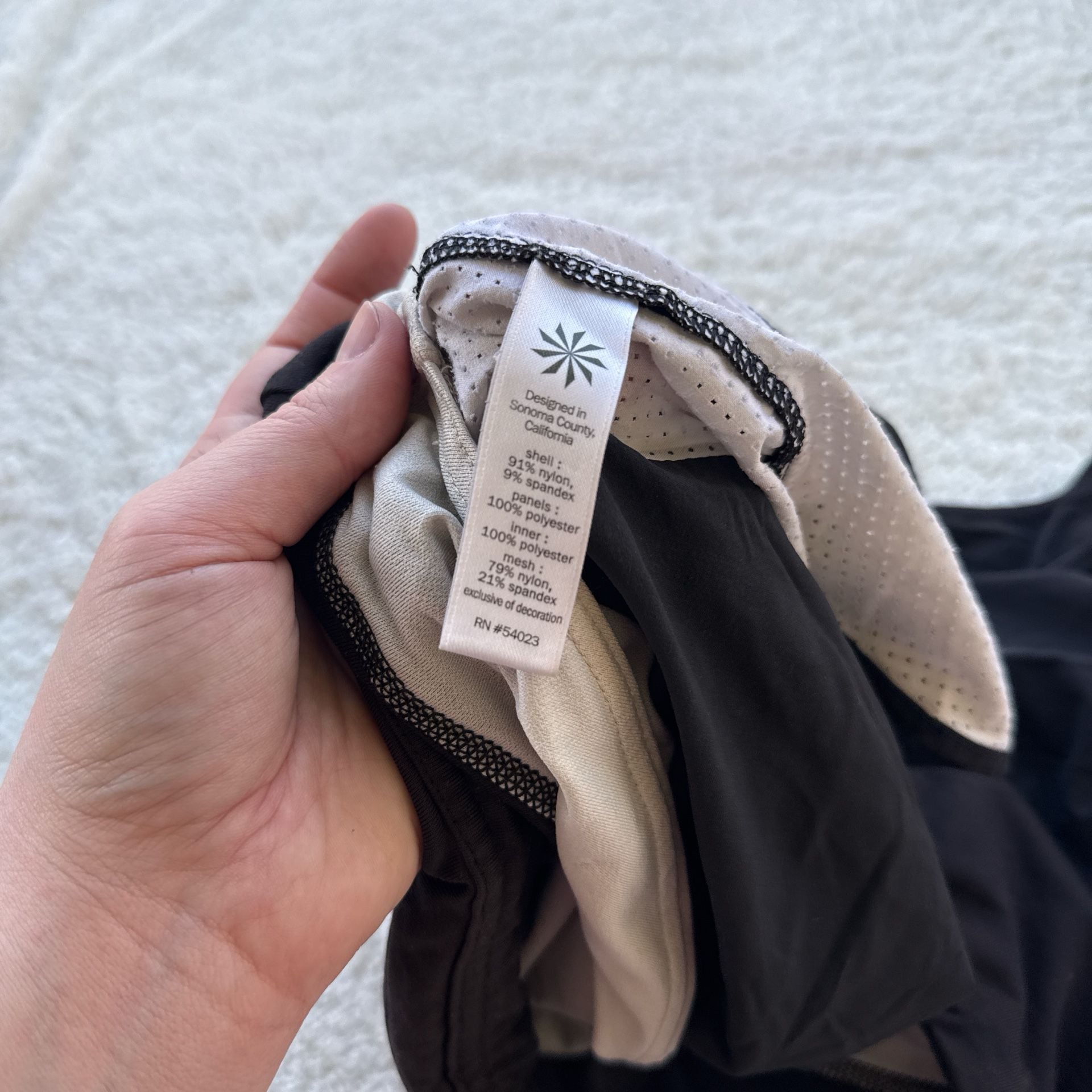 Athleta Acceleration Running Shorts Black White Mesh Side Panels Size Medium 8