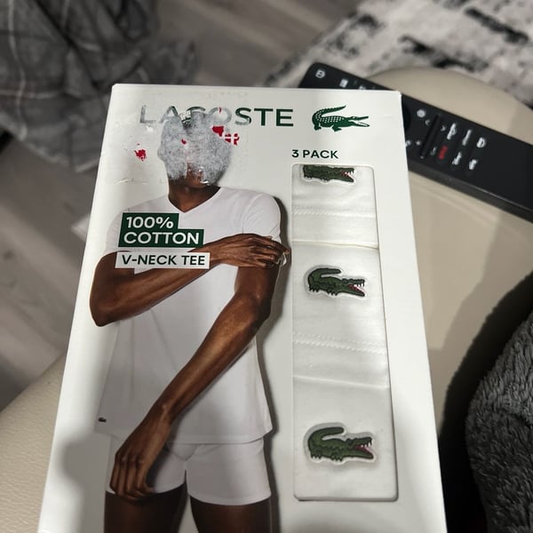 Lacoste Men's 3-Pack 100% Cotton Regular Fit V-Neck T-Shirts White Size M