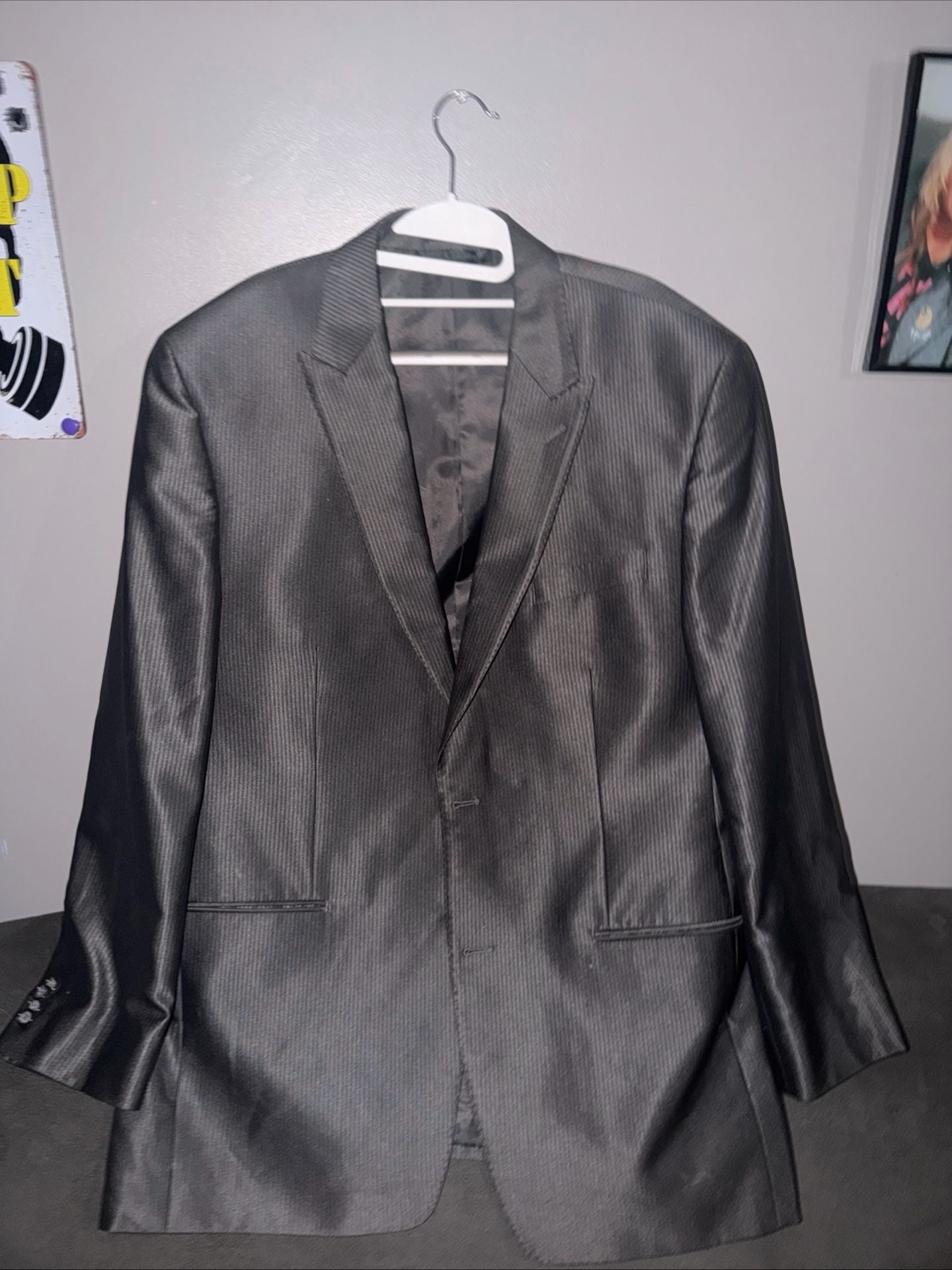Sean John Men's Grey Sharkskin Pinstripe 2-Piece Suit 2