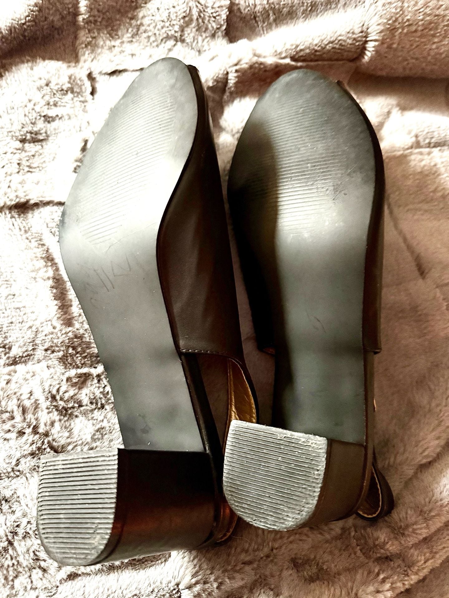 Amanda D'laurie Black Peep Toe Block Heel Slingback Sandals 8