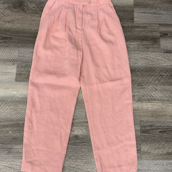 H&M Divided Women's Dust Pink High-Waist Pleated Ankle Trousers Size 6