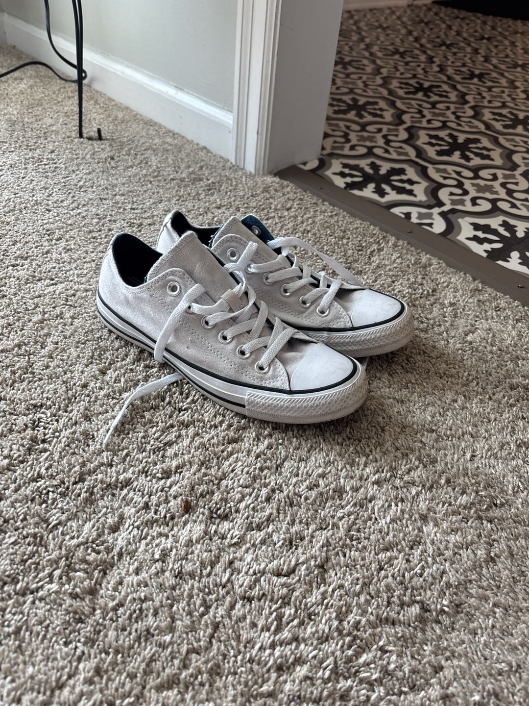 Converse Women's Chuck Taylor All Star Low Top Wolf Grey 8