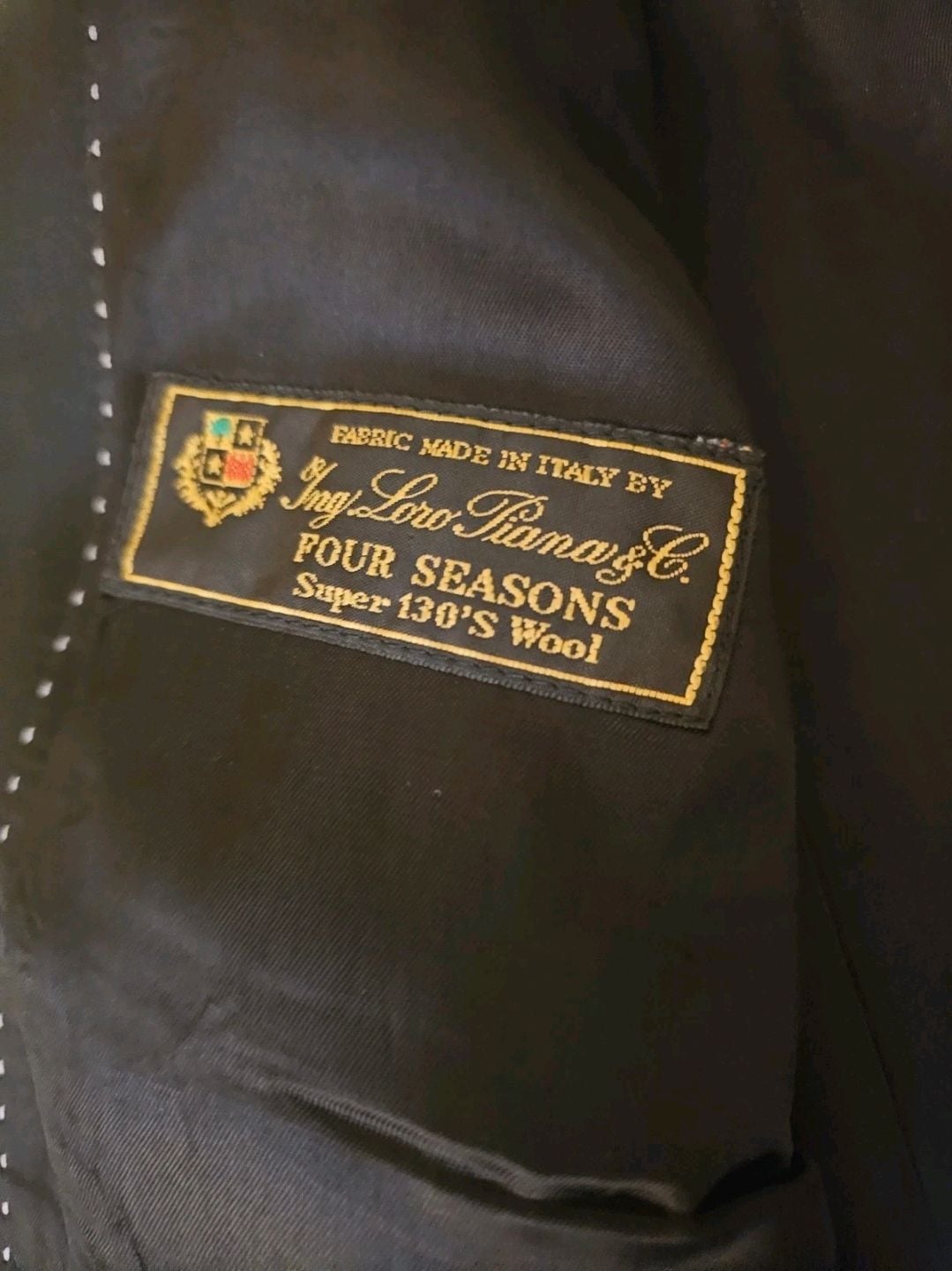 Sastreria Gonzalez Tuxedo Jacket Loro Piana Super 130's Wool Peak Lapel 3