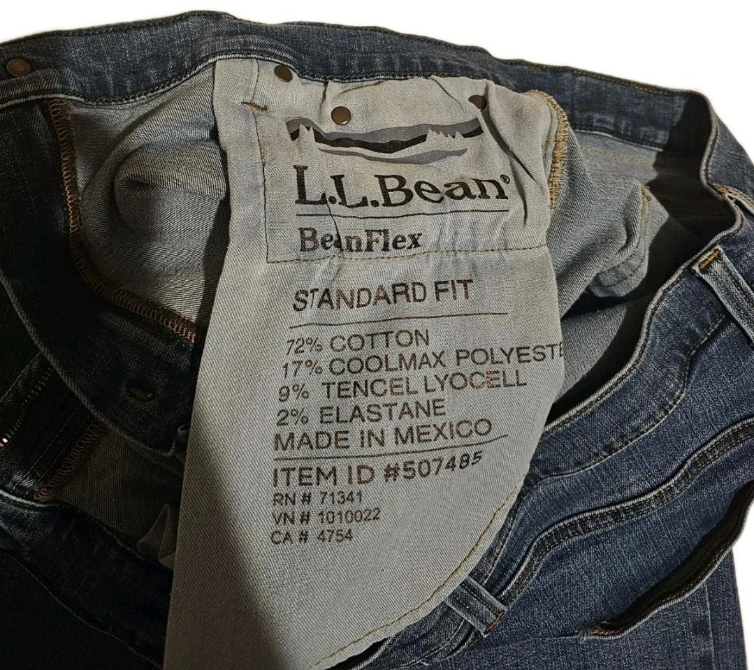 L.L.Bean Men's BeanFlex Jeans Standard Fit Straight Leg Blue Denim 3