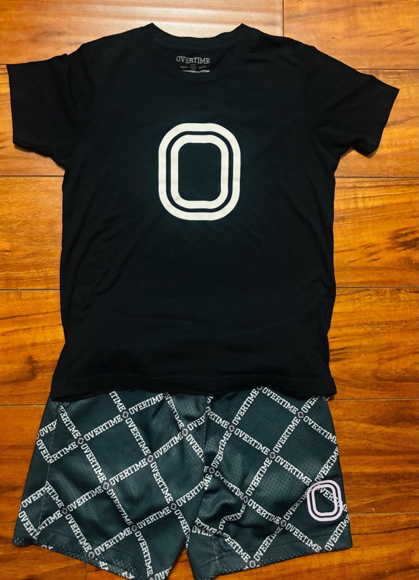 Overtime Basketball Lifestyle Set: OT Classic Tee and Overtime Monogram Mesh Shorts Youth size Large 1