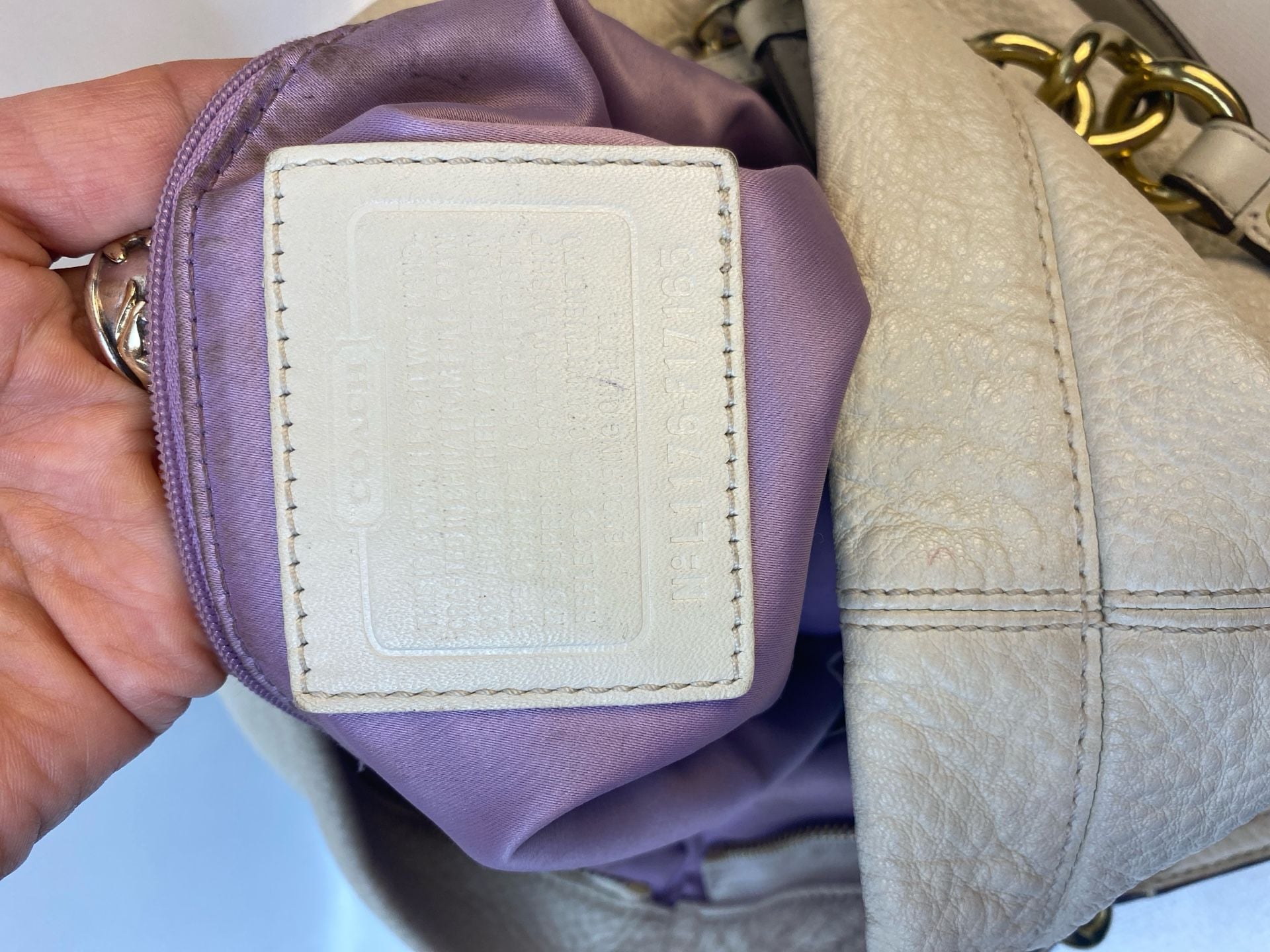 Coach Hobo Ivory Cream Pebbled Leather Shoulder Bag F17165 8