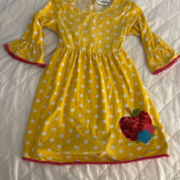 Rare Editions Girls Yellow Polka Dot Bell Sleeve Apple Sequin Dress 4T