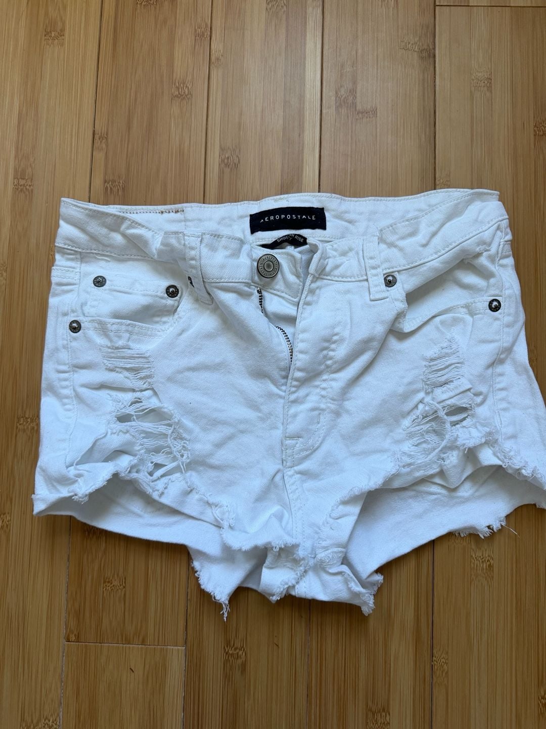 Aeropostale Vintage High Rise Distressed White Denim Cut-Off Shorts Size 4 2