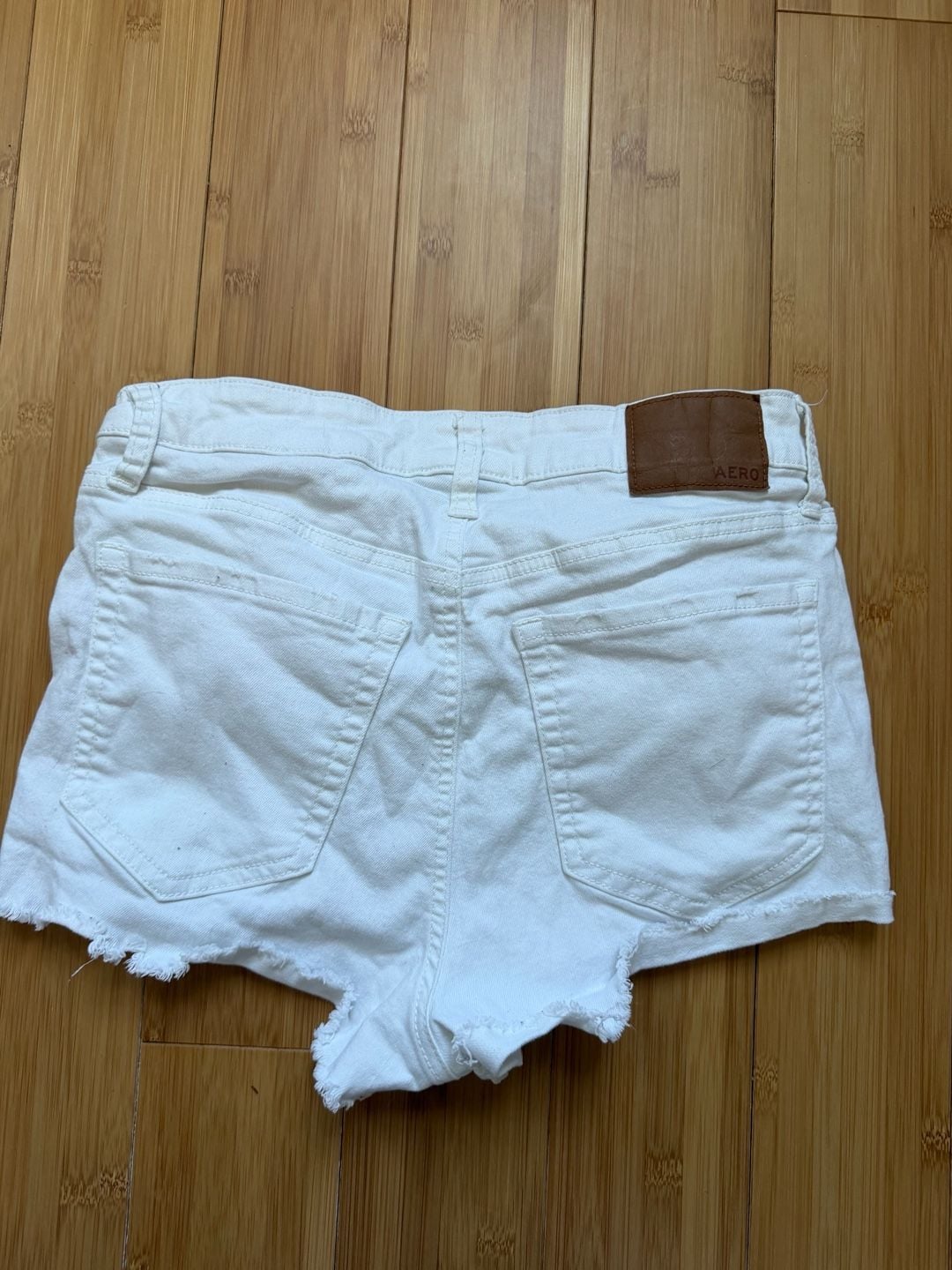 Aeropostale Vintage High Rise Distressed White Denim Cut-Off Shorts Size 4 3