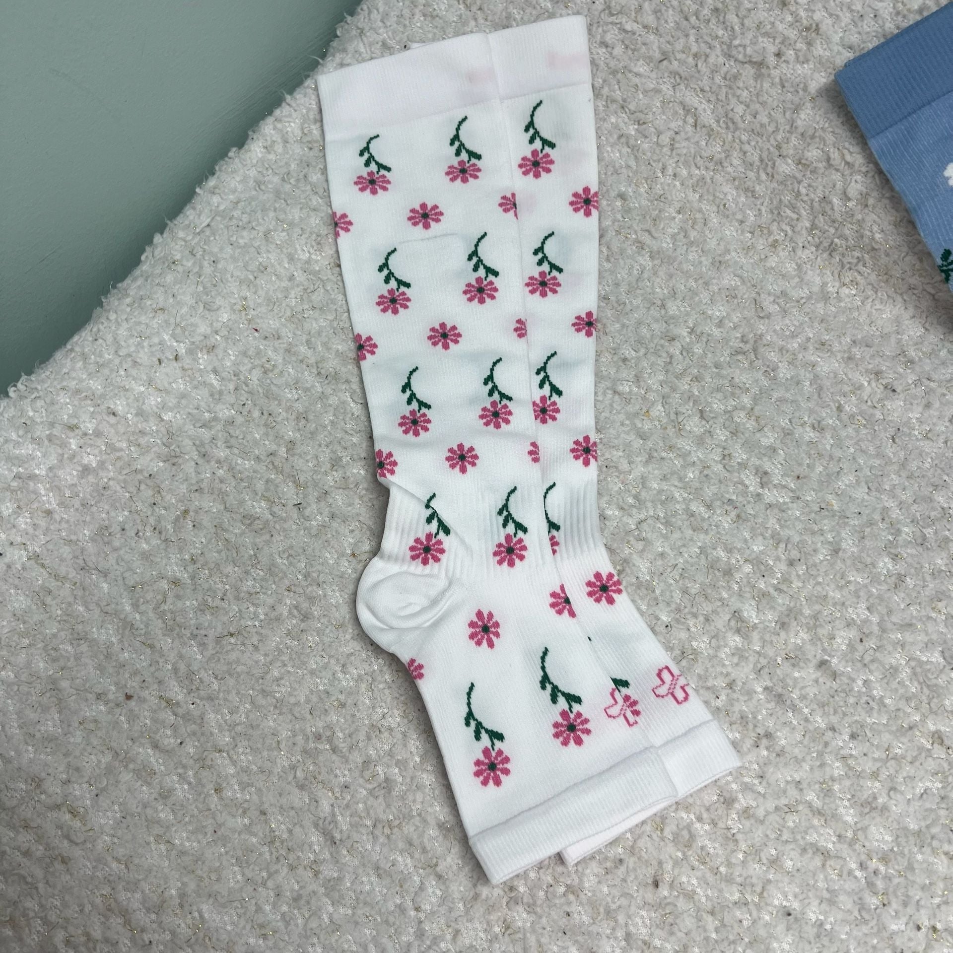 Open Toe Compression Socks 3 Pairs Toeless Pink White Blue S/M Size Womens 4
