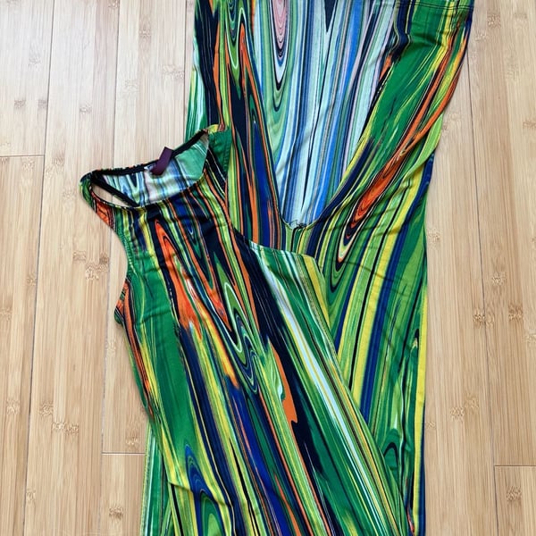 Leigh Abstract Wave Print Green and Blue Sleeveless Maxi Dress