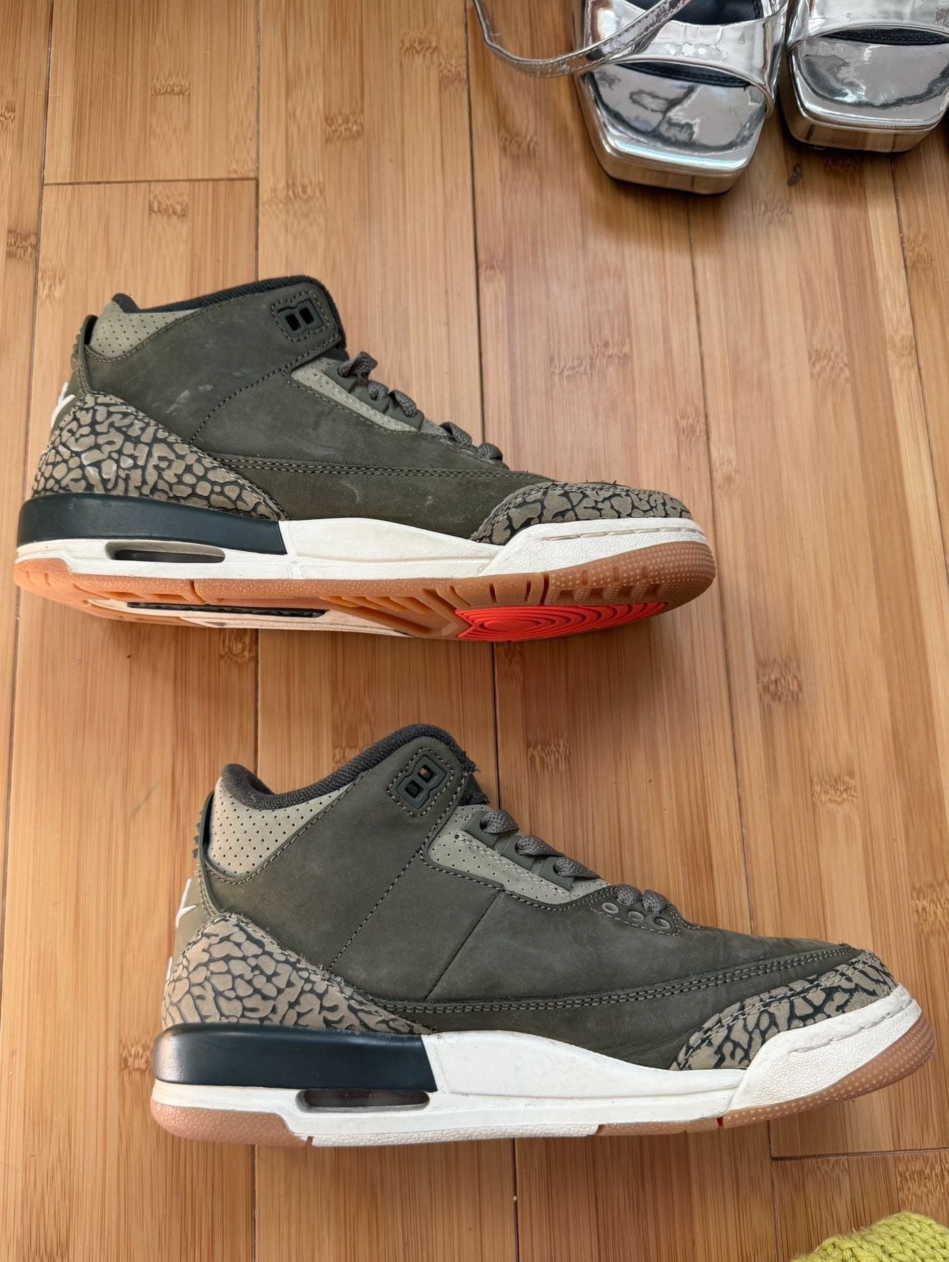 Air Jordan 3 Retro GS Family Affair Medium Olive (DM0967-202) 4