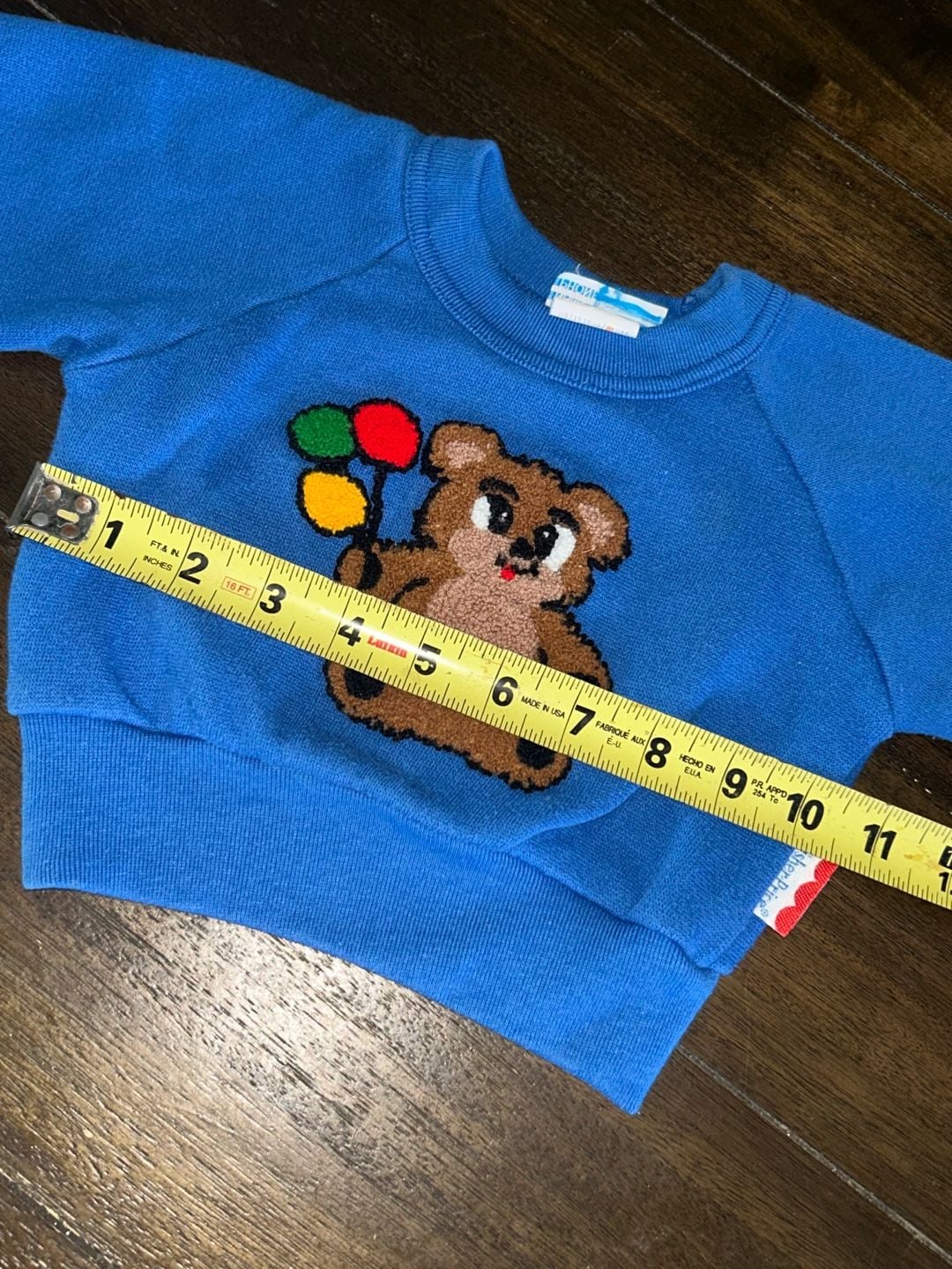 Vintage 1980s Fisher-Price Teddy Bear with Balloons Blue Baby Sweatshirt 12 Months 7