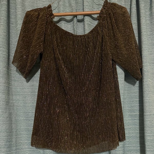 I Love Metallic Gold Plisse Off-The-Shoulder Puff Sleeve Blouse. Date Night After 5