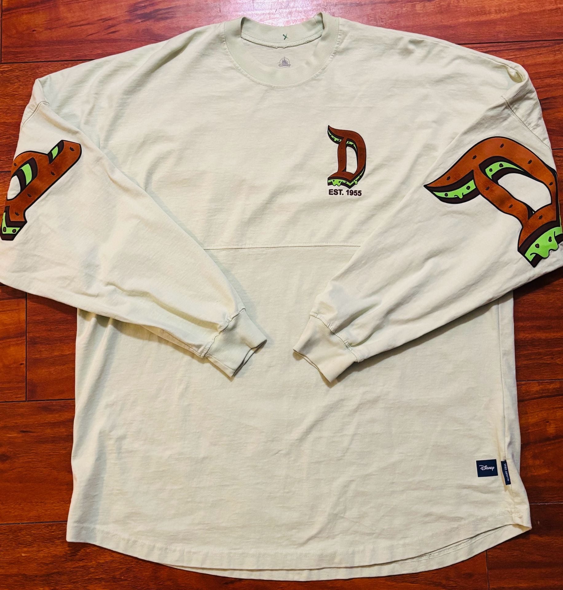 Disneyland Spirit Jersey sz XL Mint Green Chocolate chip Ice cream 1