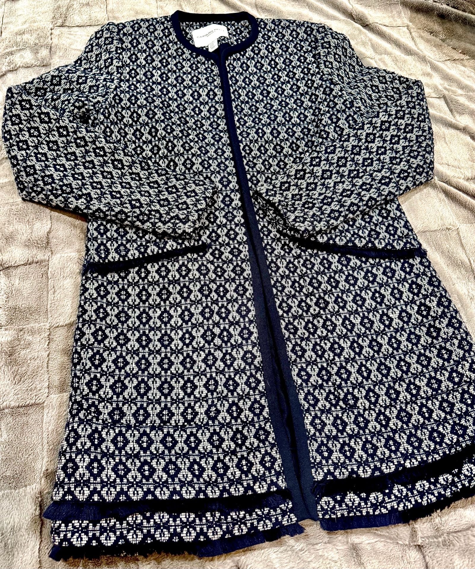 Carolina Belle Montreal Navy and White Geometric Pattern Collarless Open Front Jacket 6