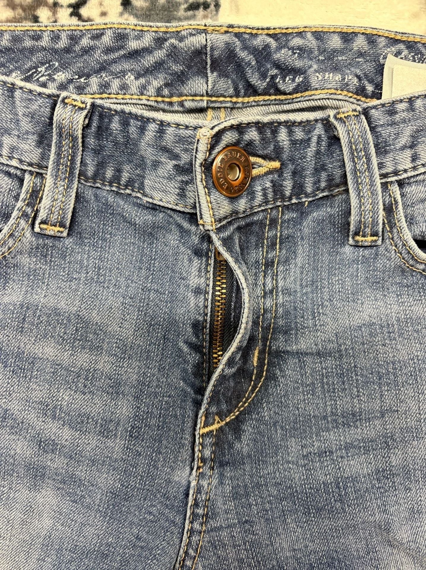 Eddie Bauer Womens Bootcut Jeans Size 8L Long Medium Wash Denim Classic Fit 6