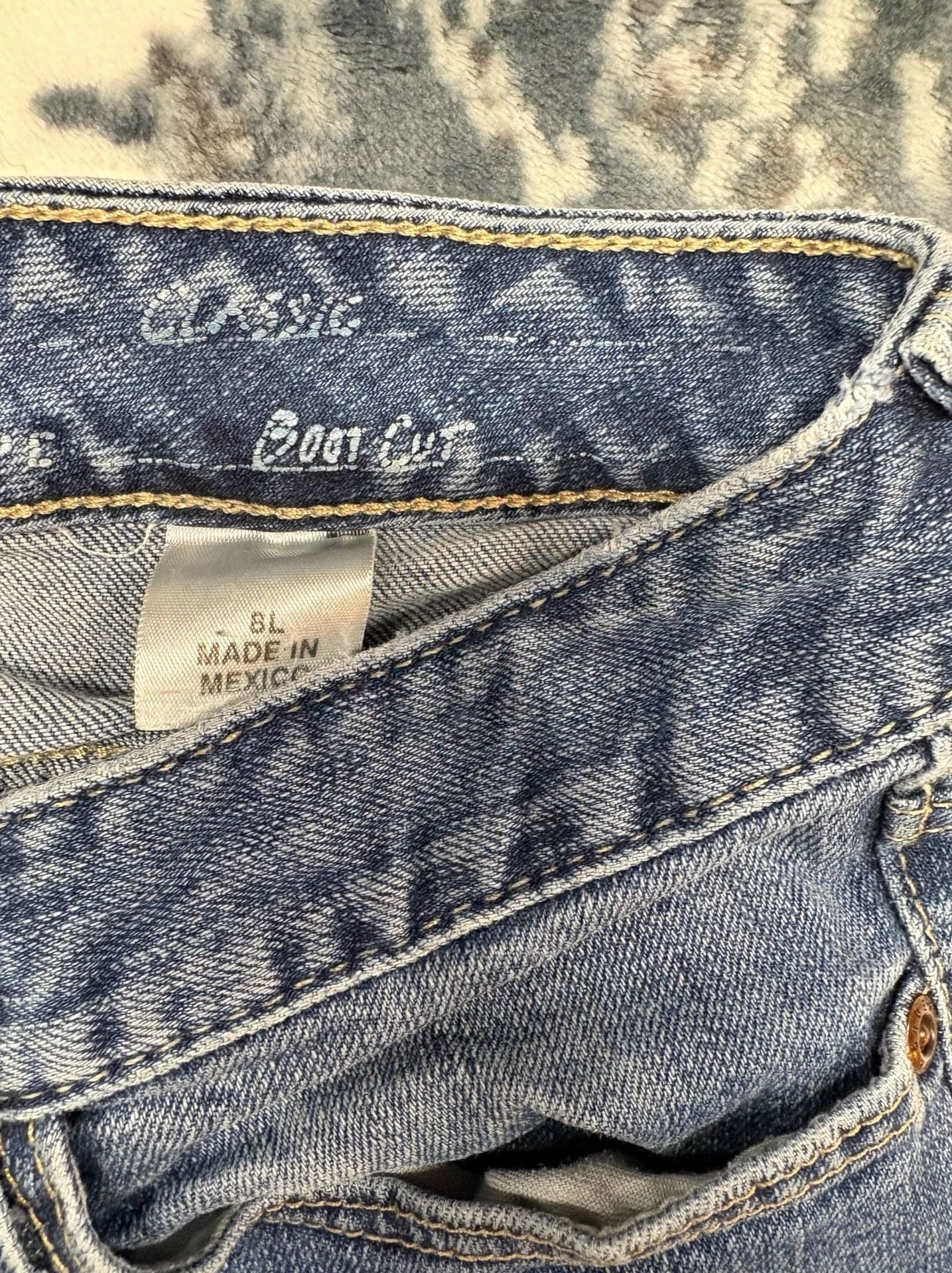 Eddie Bauer Womens Bootcut Jeans Size 8L Long Medium Wash Denim Classic Fit 9