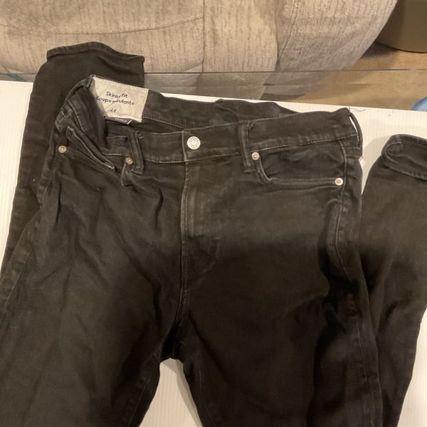 H&M Men's Black Skinny Fit Jeans