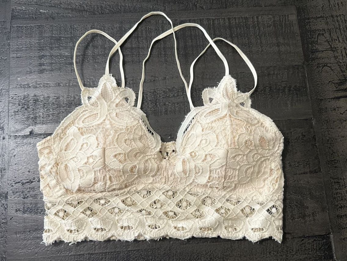 Anemone FT0918 Smocked Back Floral Lace Bralette in Cream#303 1