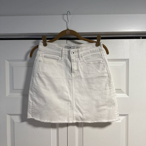 Vineyard Vines White Denim Raw Hem Mini Skirt Size 00