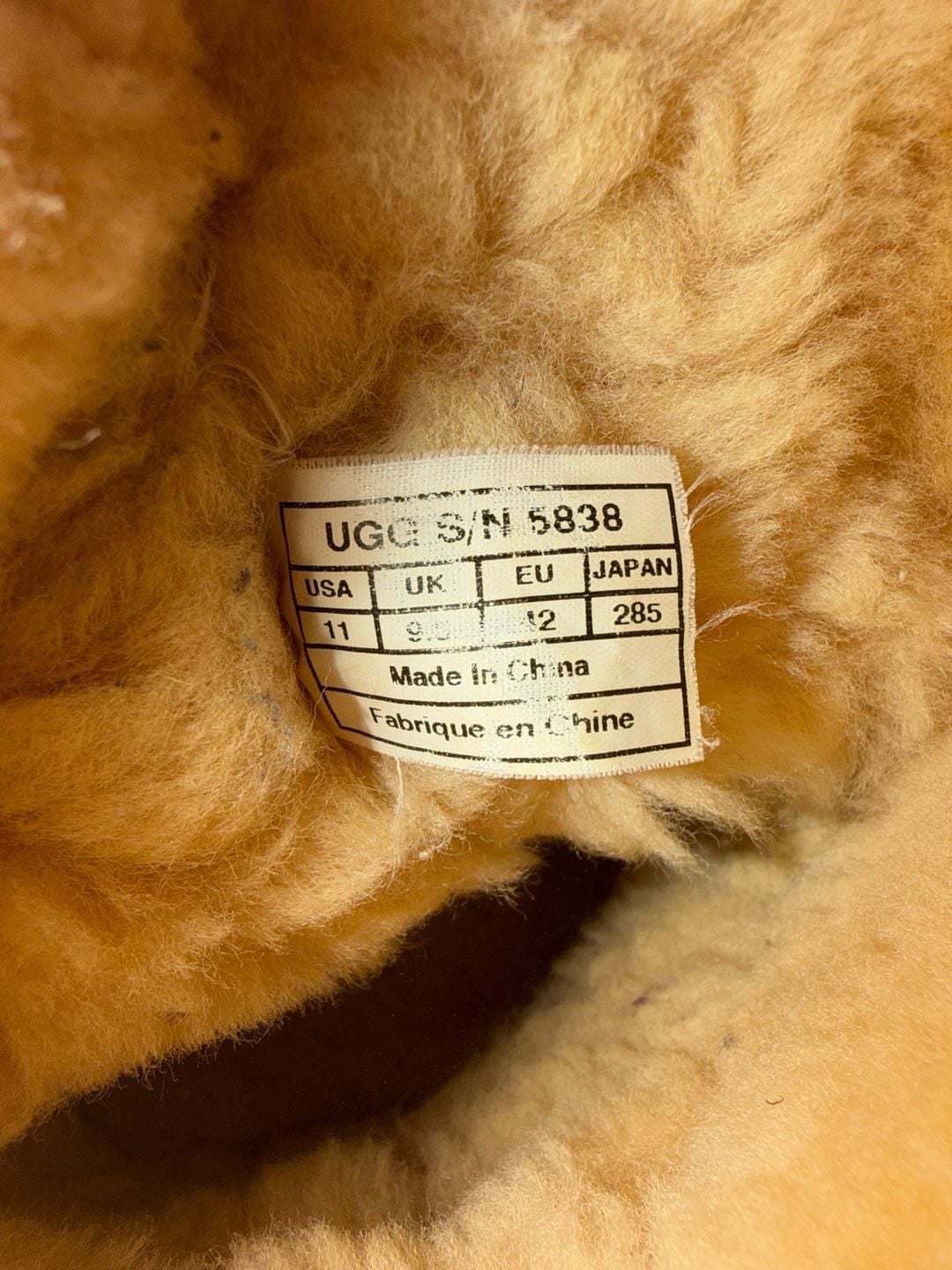 UGG Australia Bailey Button Bomber Suede Boots Size 11 5838 4