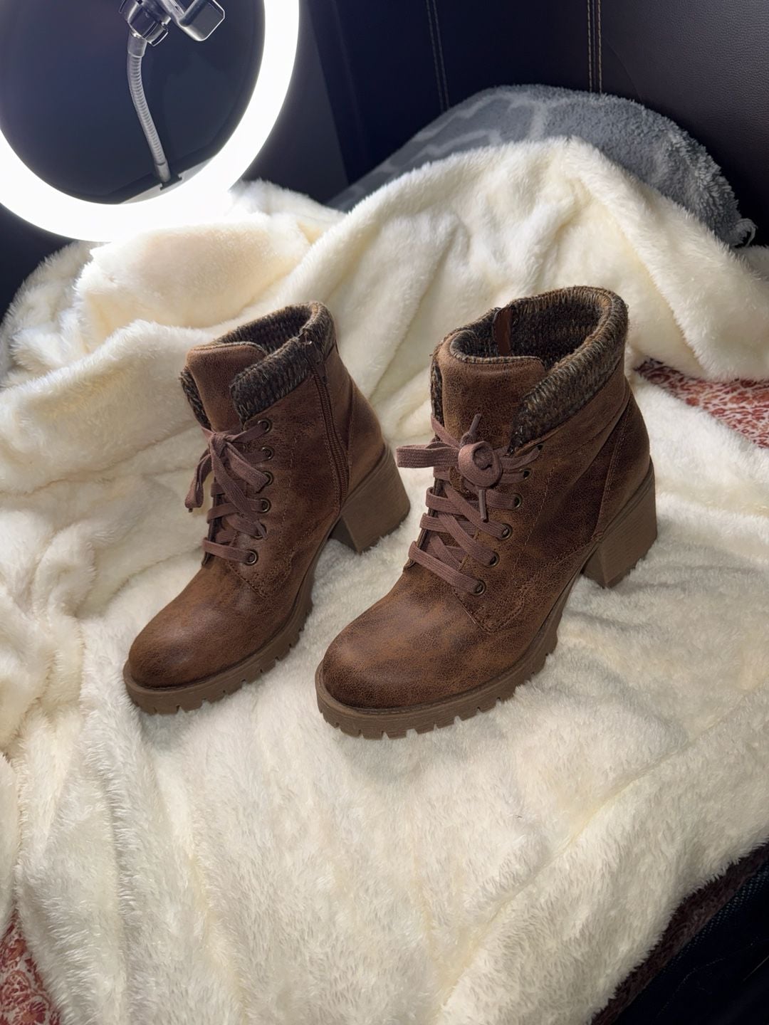 Brown Lace-Up Ankle Boots with Knit Cuff Bullboxer 3