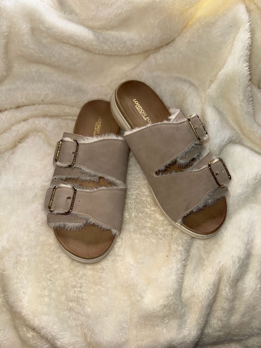 London Fog Lorraine Women's Faux-Fur Slide Sandals, 5