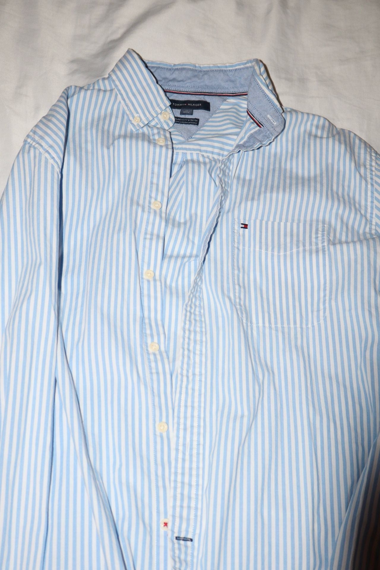 Tommy Hilfiger -Large 7
