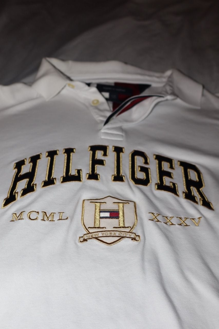 Tommy Hilfiger -Large 8