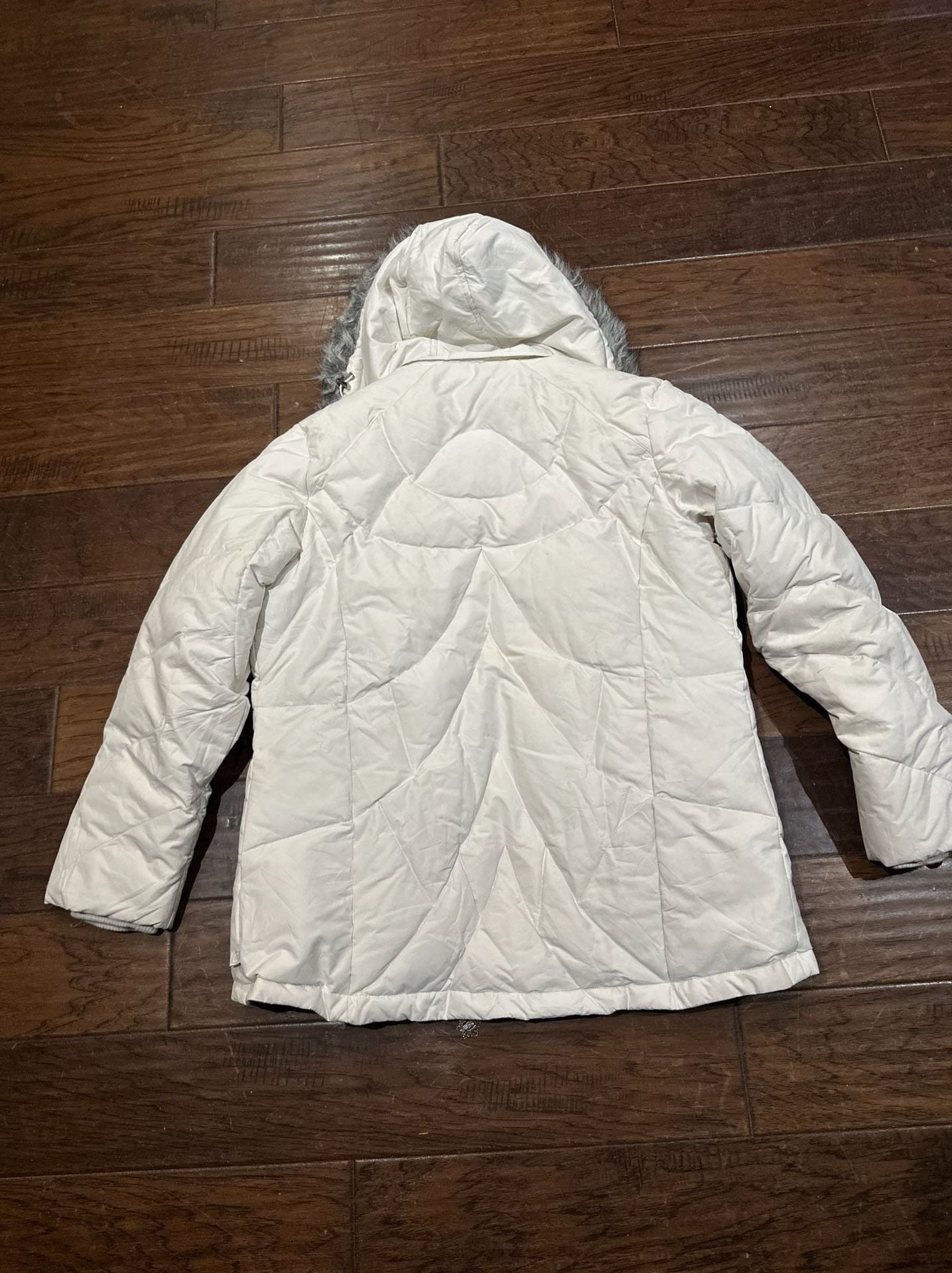 Free Country Power Down Series White Hooded Puffer Jacket with Faux Fur Trim 8