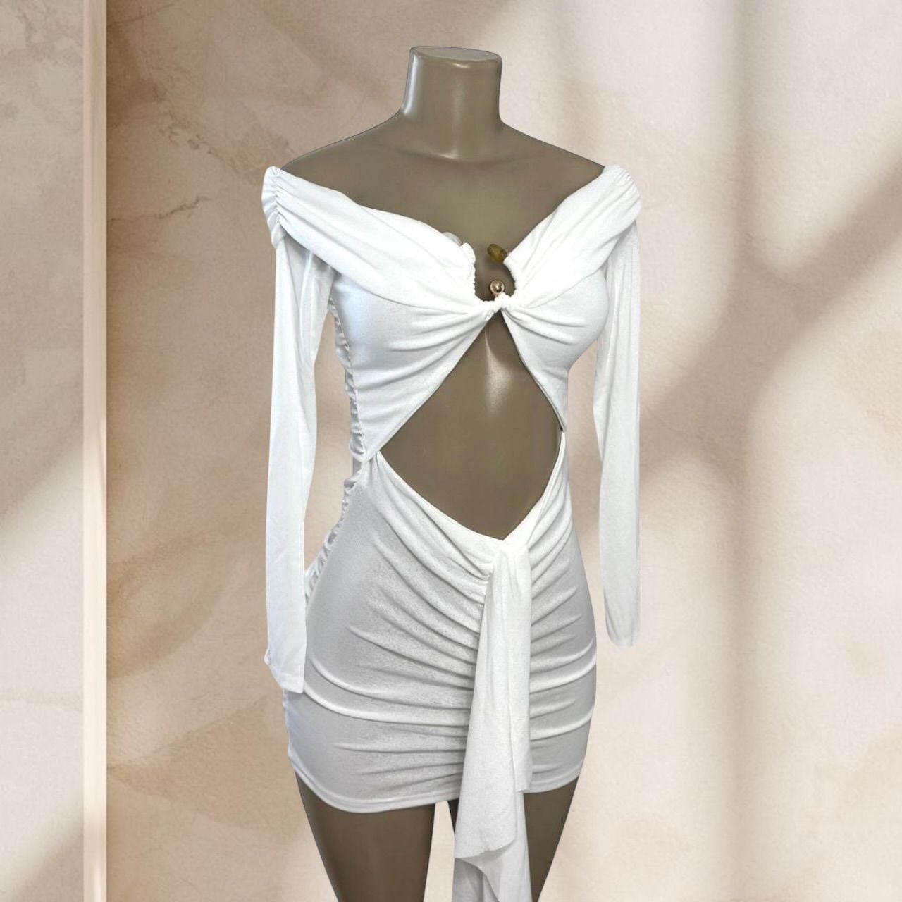 White Cutout Mini Dress – Off Shoulder Long Sleeve Ruched Bodycon Sexy Chic ✧ M 2