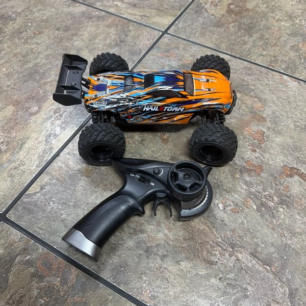 Haiboxing Hailstorm 18859 1:18 Scale 4WD High Speed Remote Control RC Truck