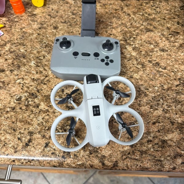 JoyStone GT3 Mini Drone with 1080P HD Camera and Remote Control