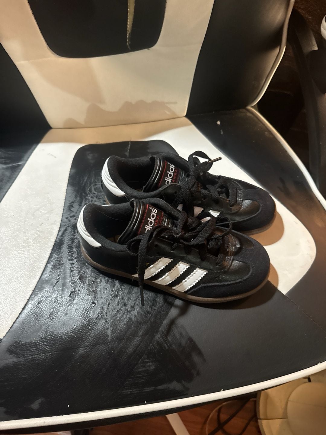 NEW Adidas Samba KIDS JUNIOR TEENS BLACK (IF1945 SOCCER UNISEX SIZE 1Y 2