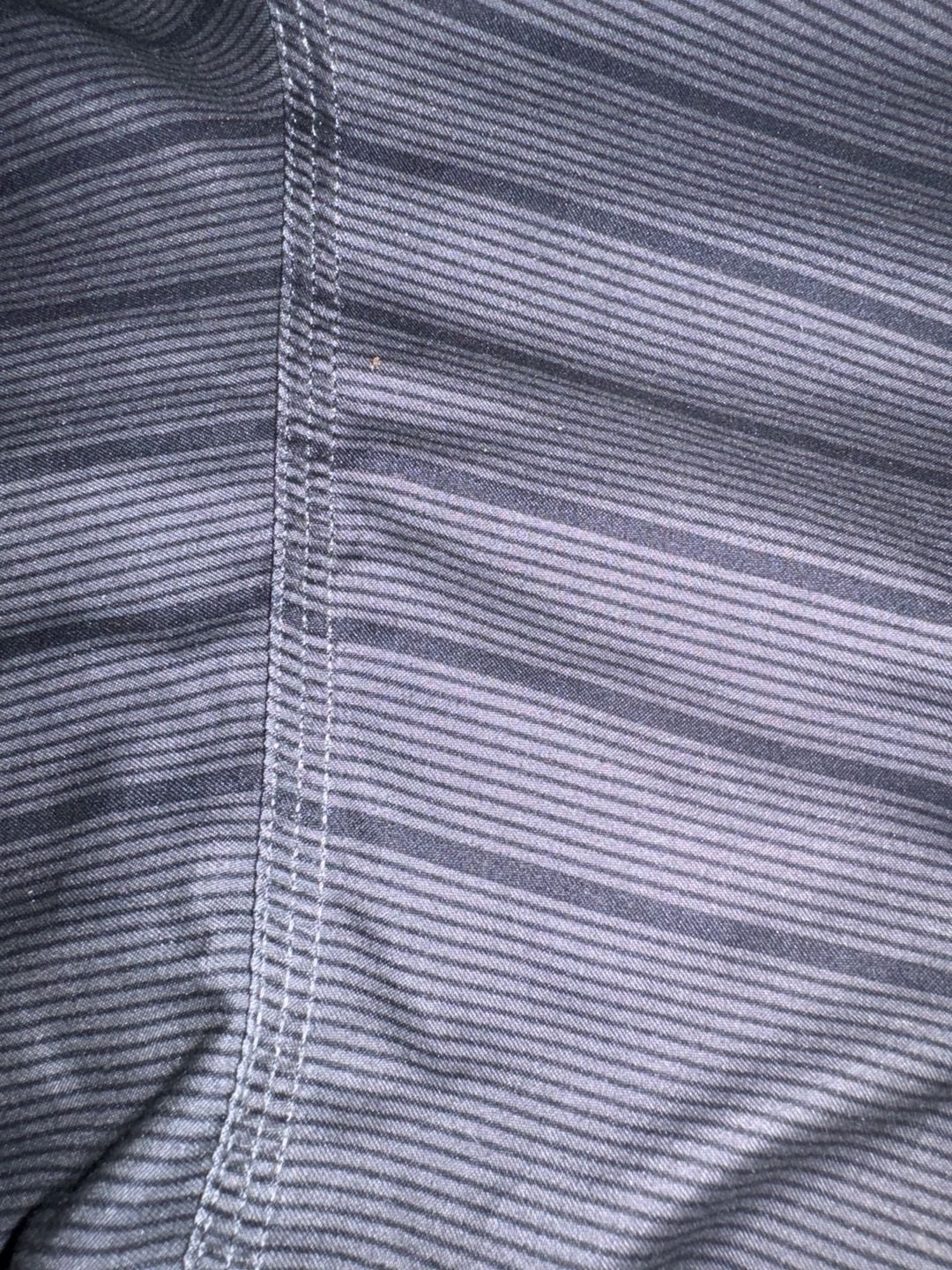 Mens medium Quiksilver Gray striped Volley shorts 10