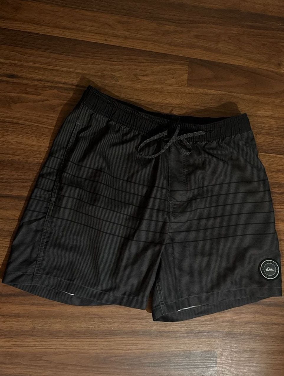 Mens medium Quiksilver Gray striped Volley shorts 2