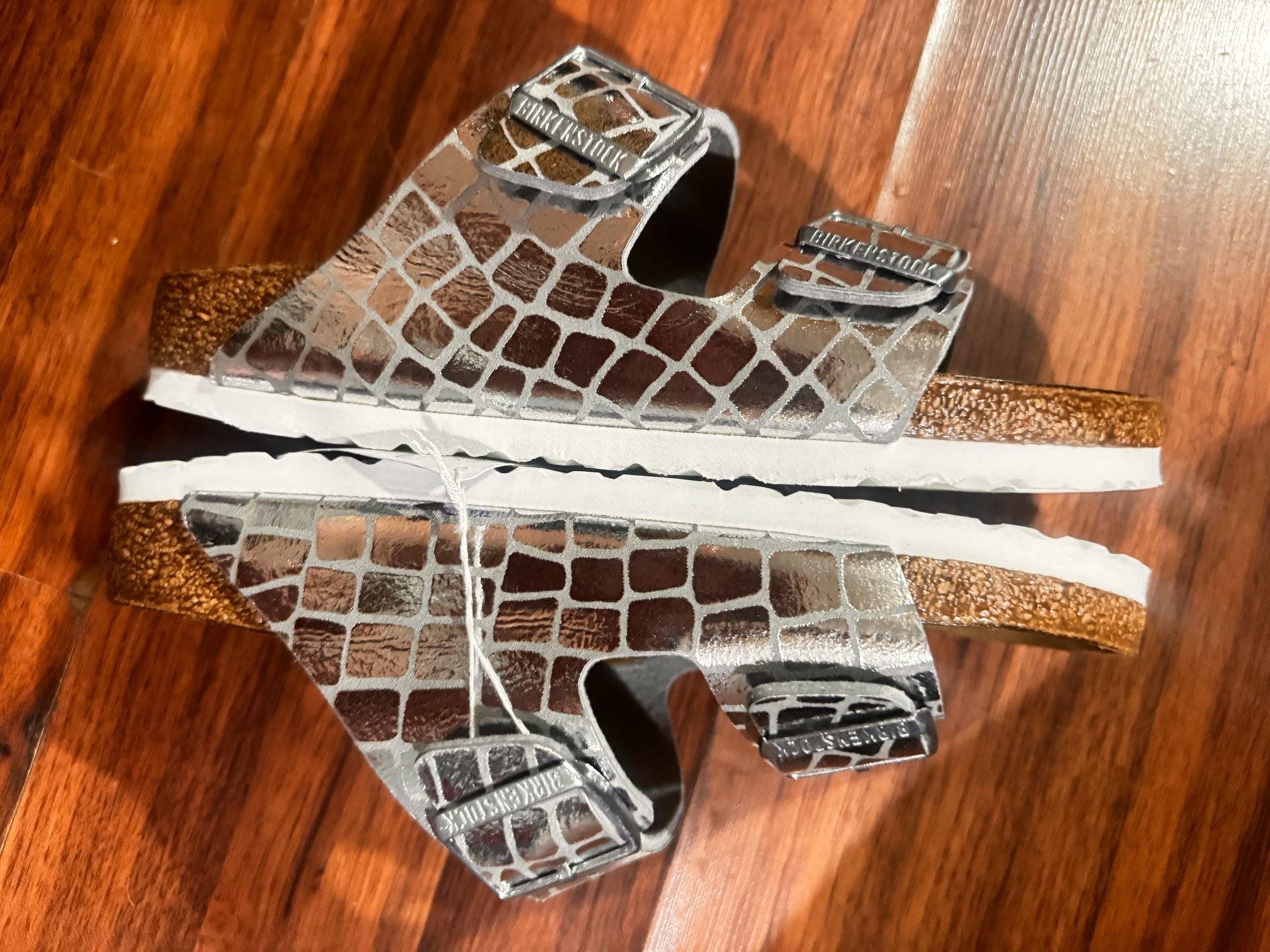 Birkenstock Arizona Gator Gleam Silver Metallic Sandals Size 40 5