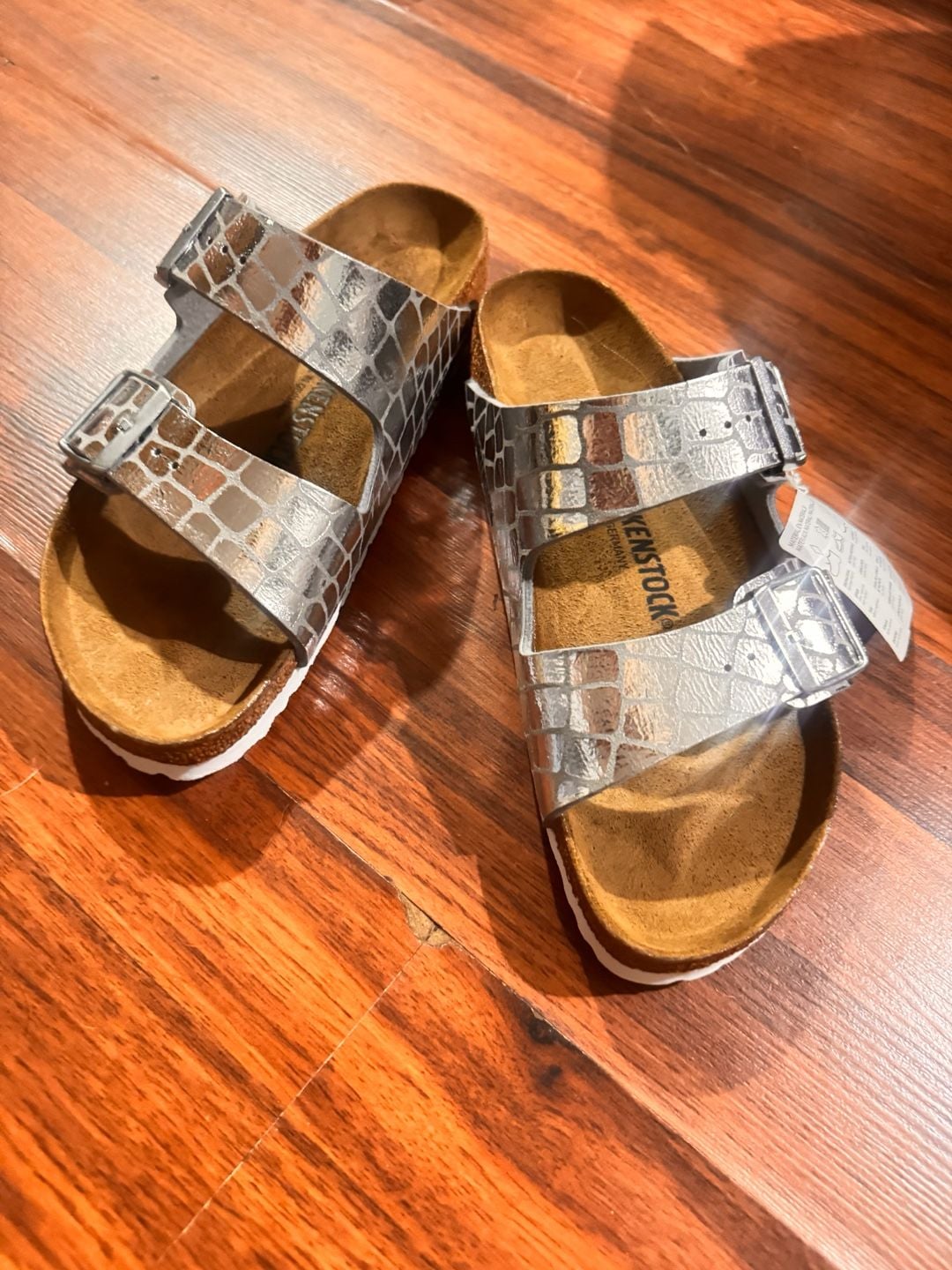 Birkenstock Arizona Gator Gleam Silver Metallic Sandals Size 40 7