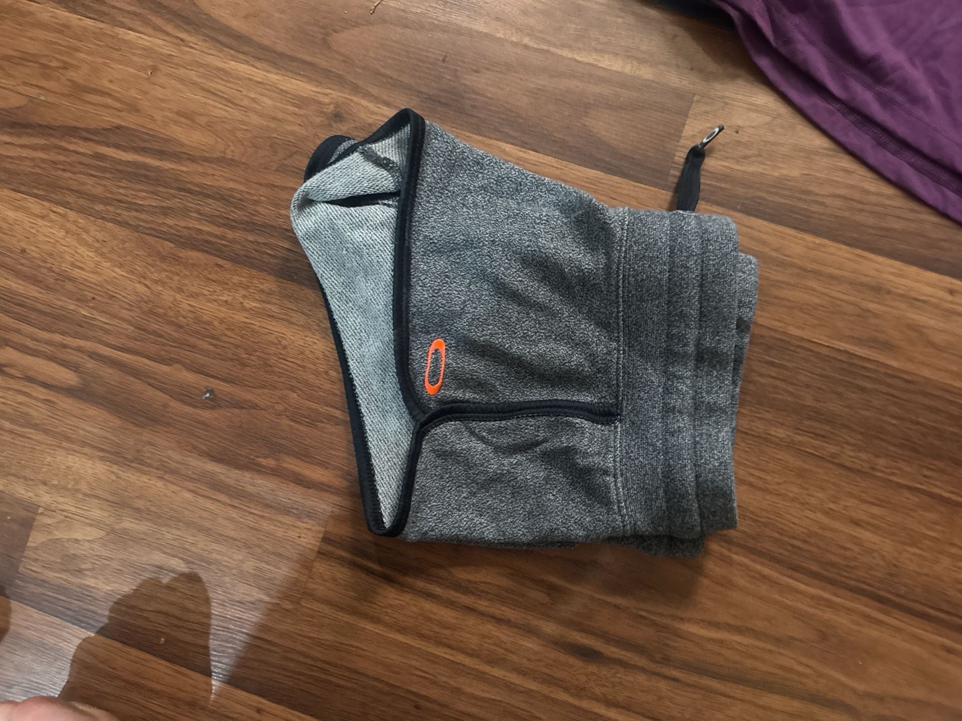 Oakley Women's 3-Piece Activewear Bundle - Hoodie, Muscle Tank, and Shorts S 6